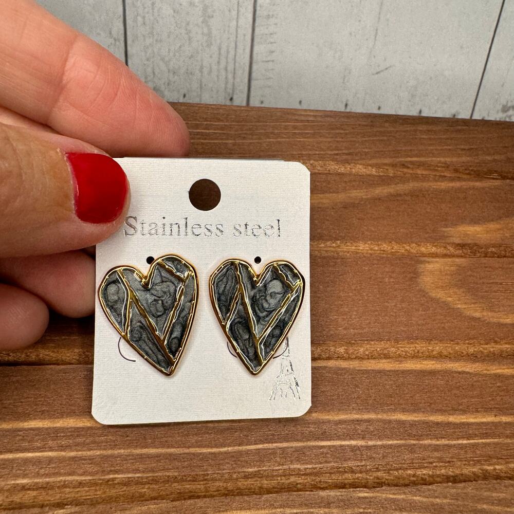 Heart Post Earrings Gold Accent Gray Gold Accessories NEW Fast Ship Valentines